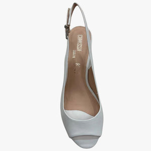 Chrissie Brazil Robyn Heel