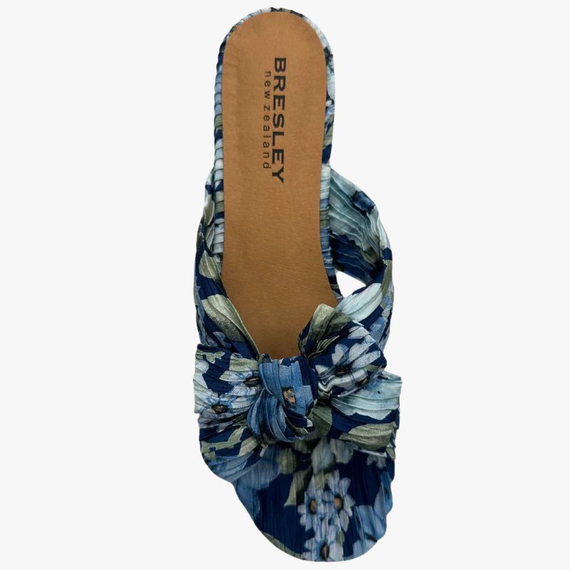 Bresley Aniston Heel