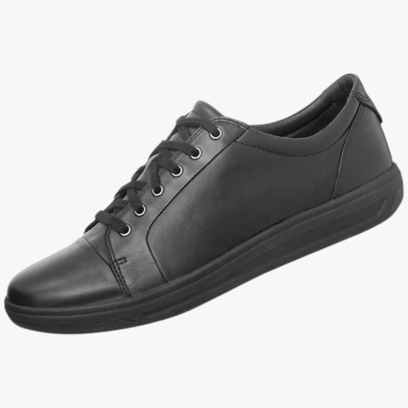 Ascent Stratus Sneaker