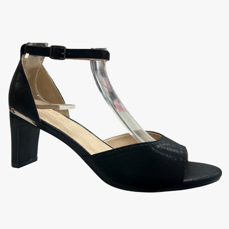 Clarice Cora Heel