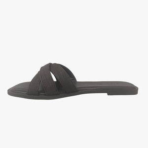 Billini Yoanna Slide