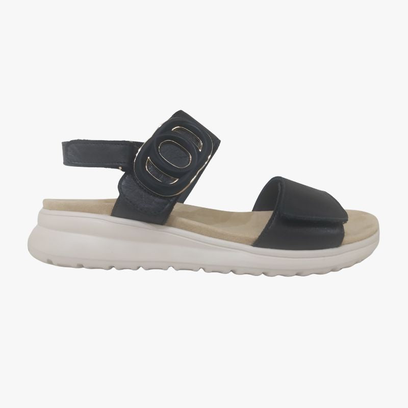 Le Sansa Petal Sandal