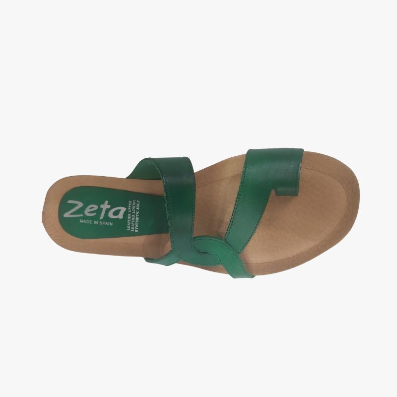 Zeta Romaine Slide
