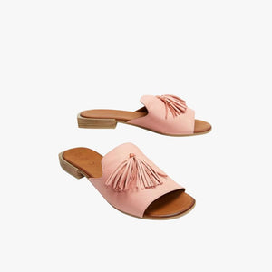 Bueno Adielia Slide